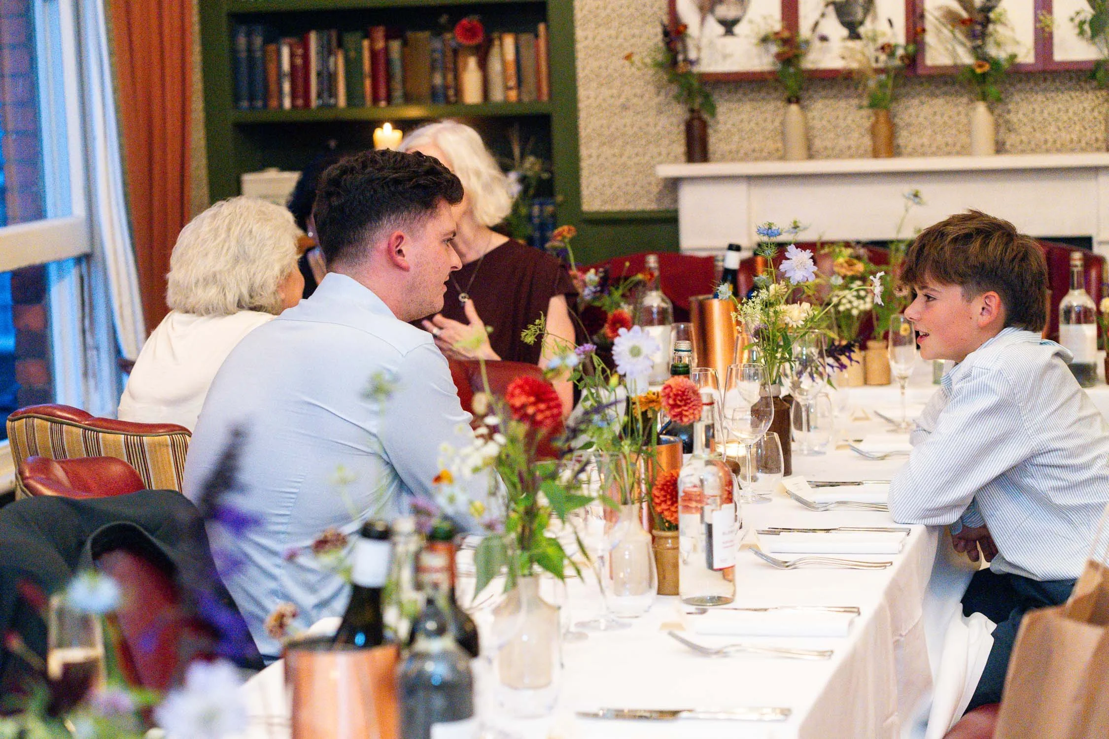 244-chelsea-old-town-hall-the-surprise-pub-wedding-reception.jpg