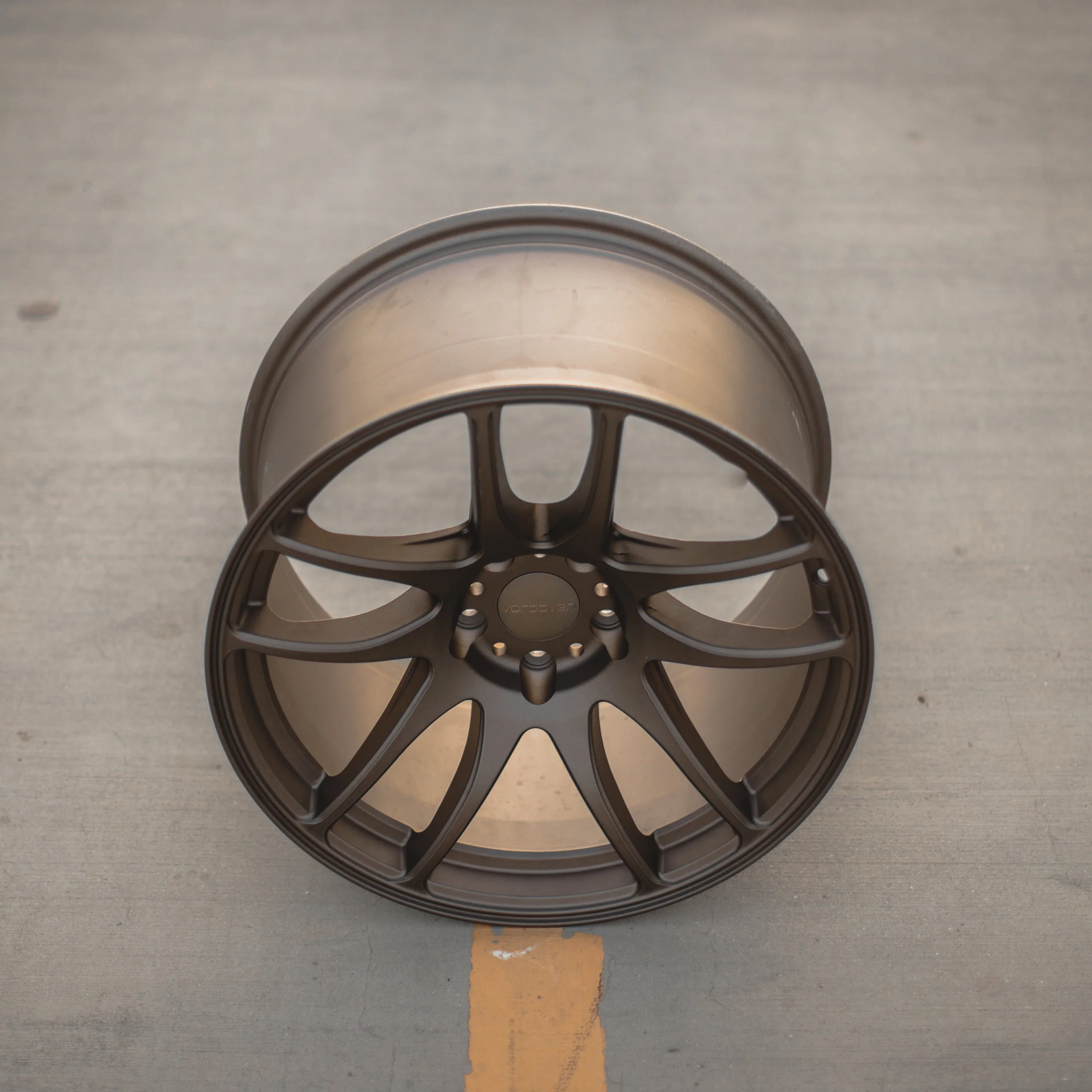 forme9 matte bronze-3.jpg
