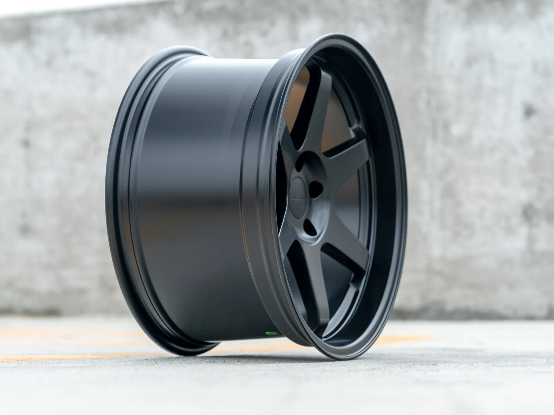 Forme10 - Matte Black -3.jpg