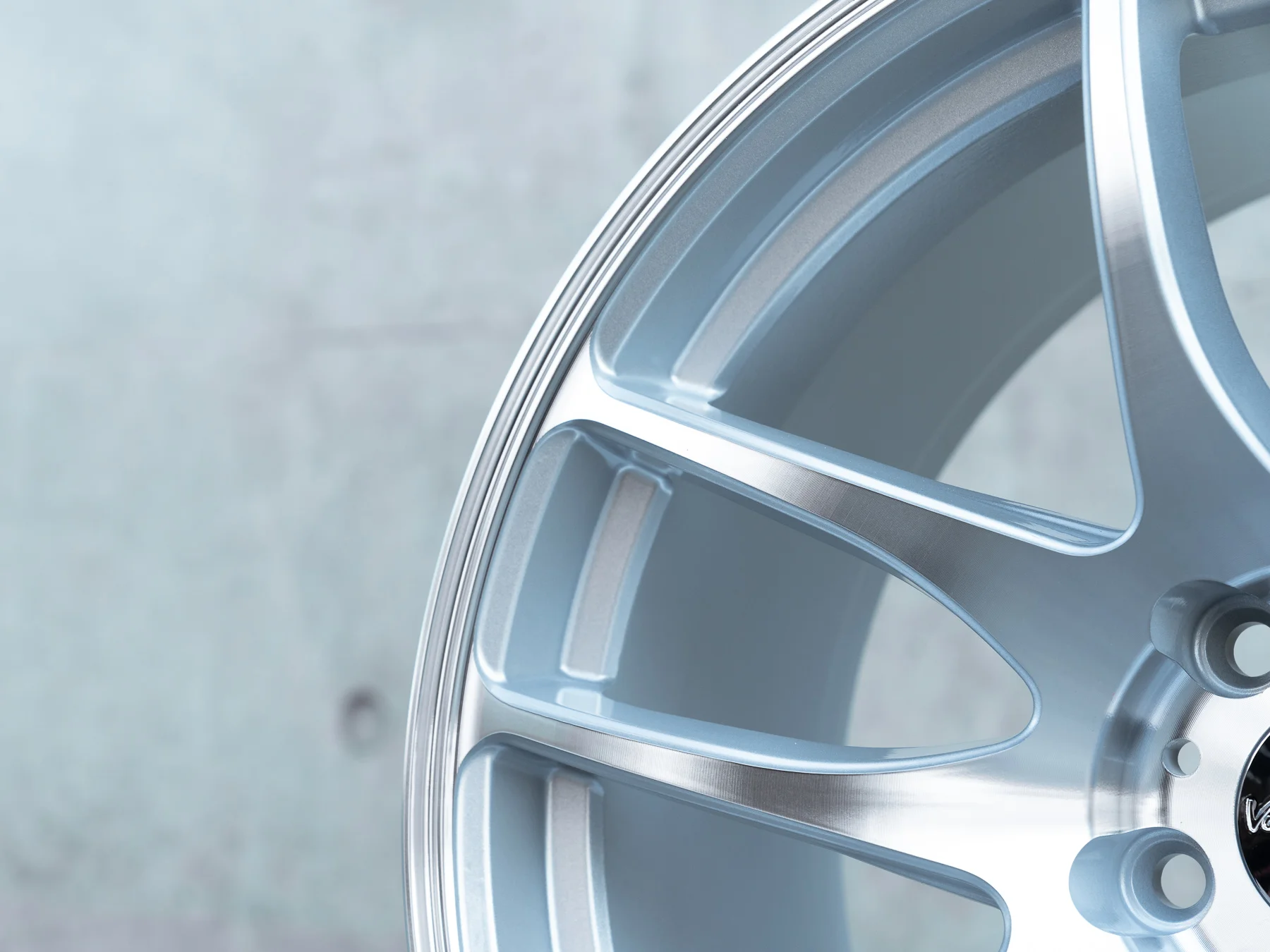 Forme 9 - Machined Silver-2.jpg