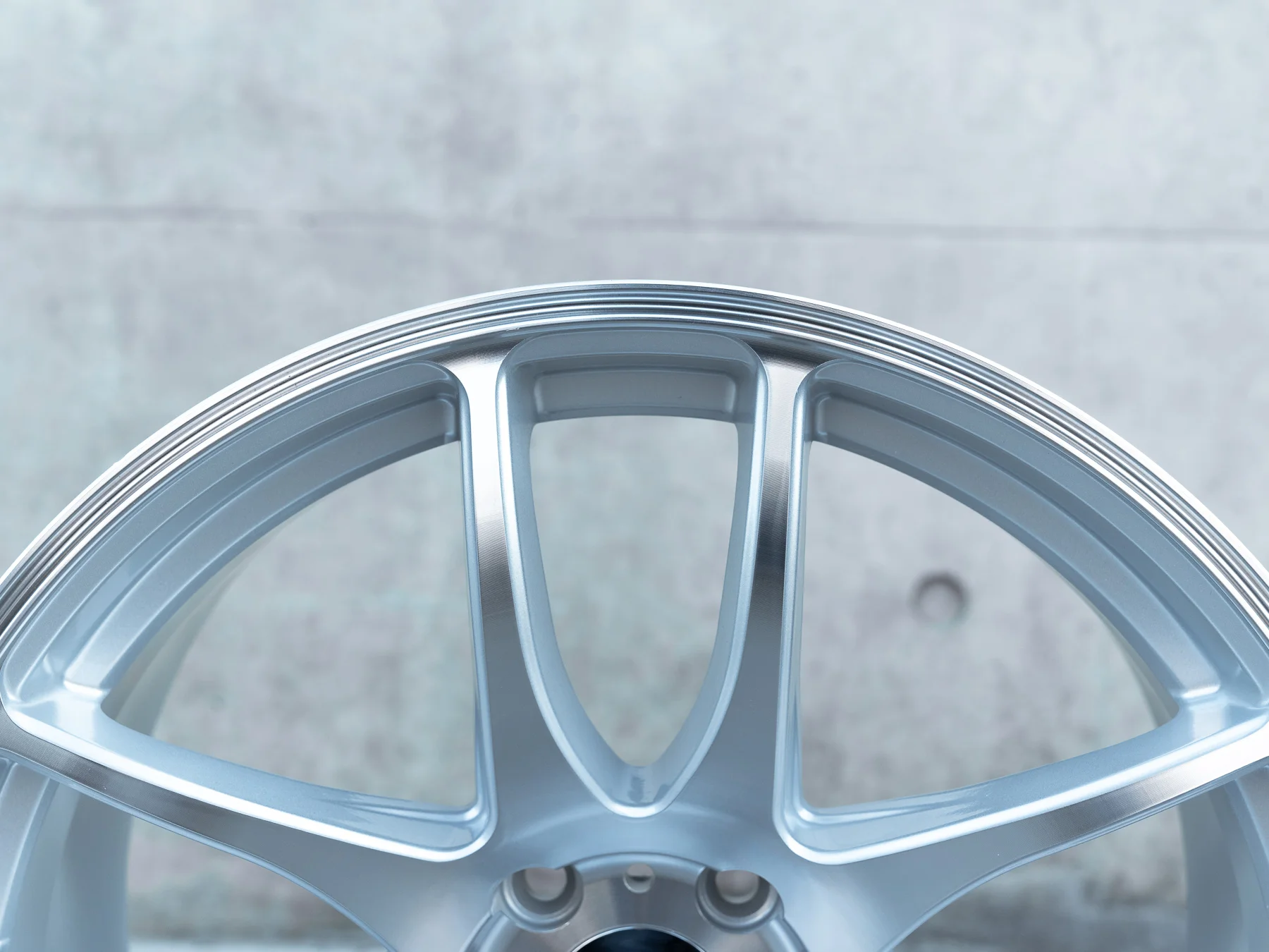 Forme 9 - Machined Silver-3.jpg