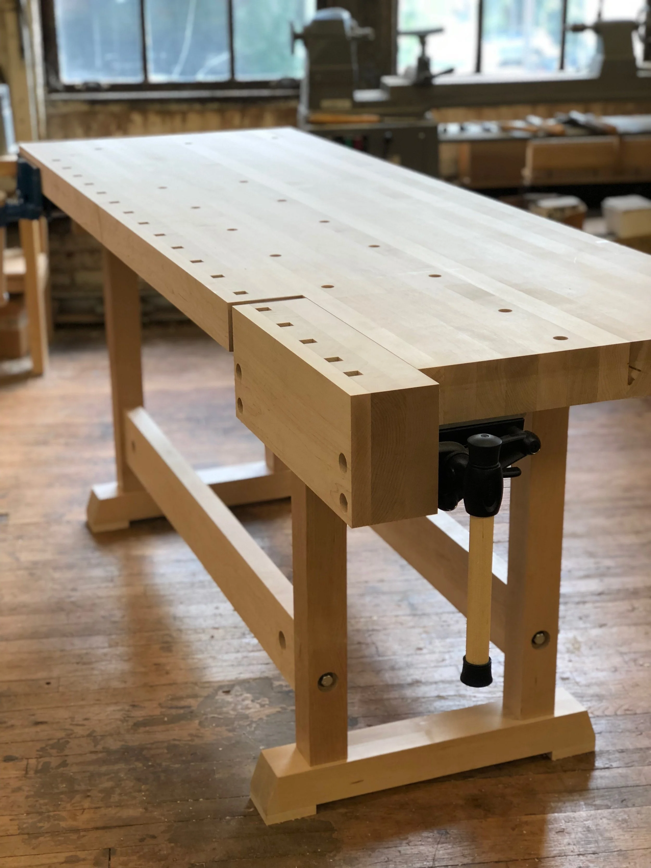 Build a Work Bench On a Budget (DIY)