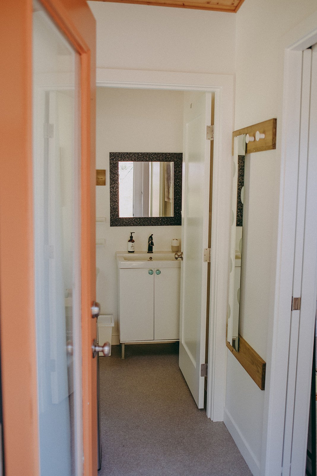 Nectar Yoga Moonstone Cottage Vancouver British Columbia @jennapullenphotography (3).jpg