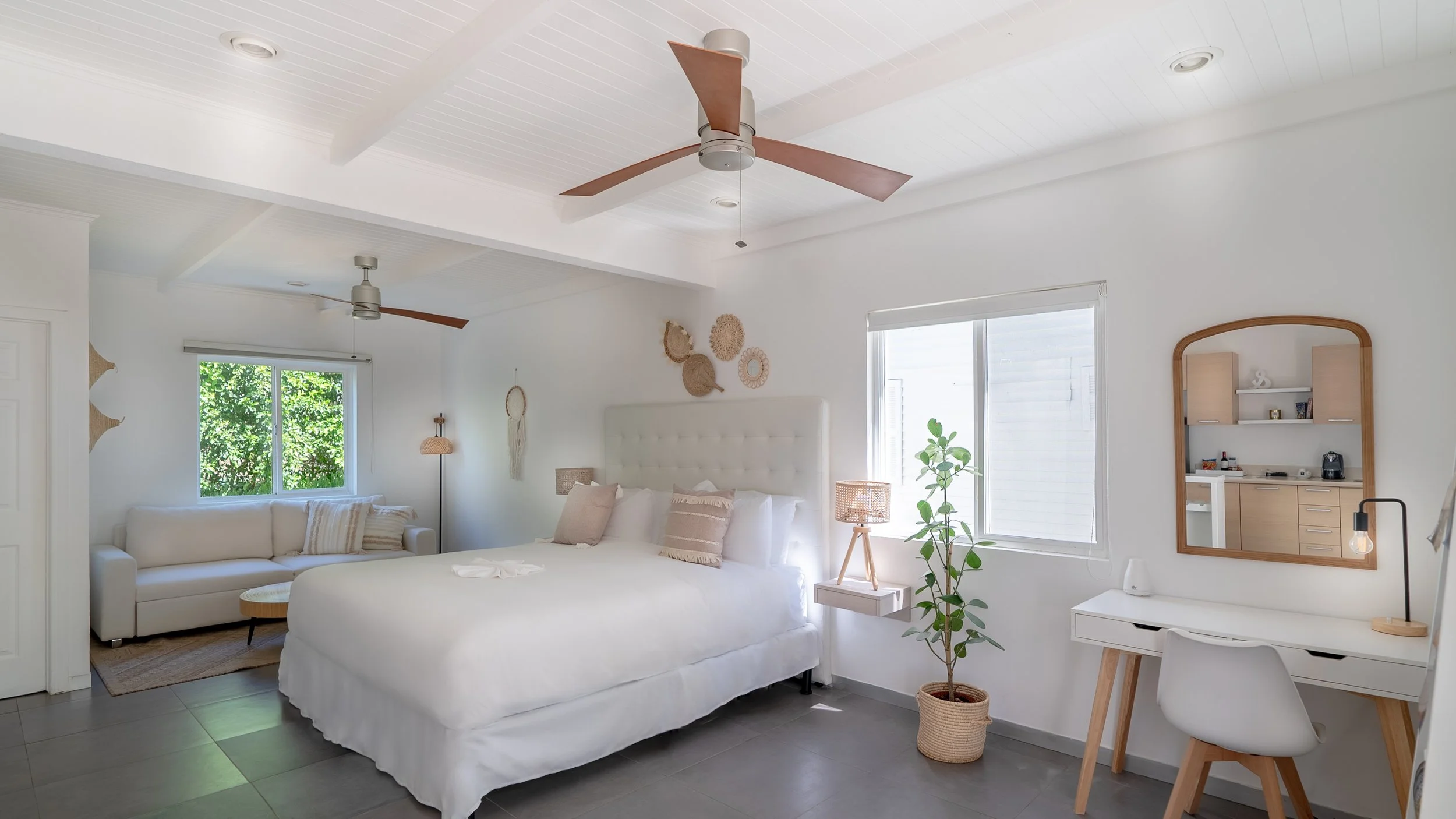 room 4c (1).jpg