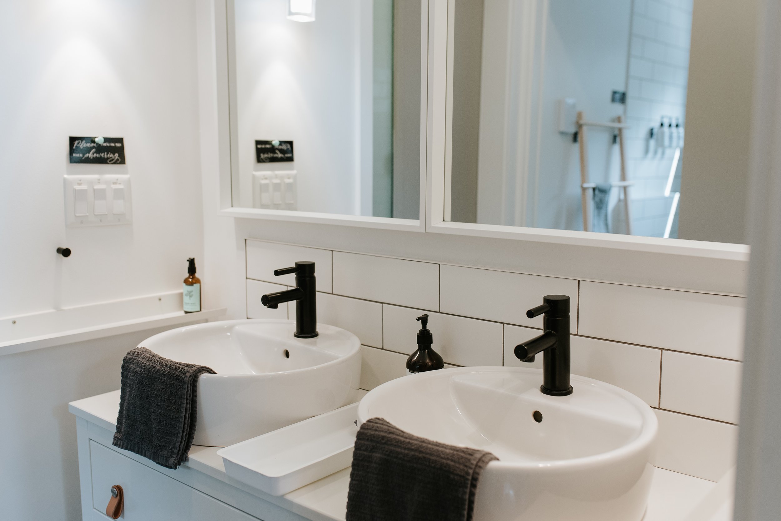 Copy of Nectar Yoga Deluxe Cottage Washroom Vancouver British Columbia Canada 05_2023 @RobinBonnerPhotography.jpg