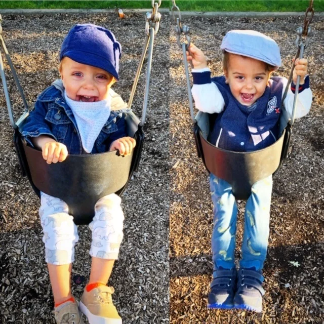 Twin+Boys_Oliver+and+Theodor.jpg