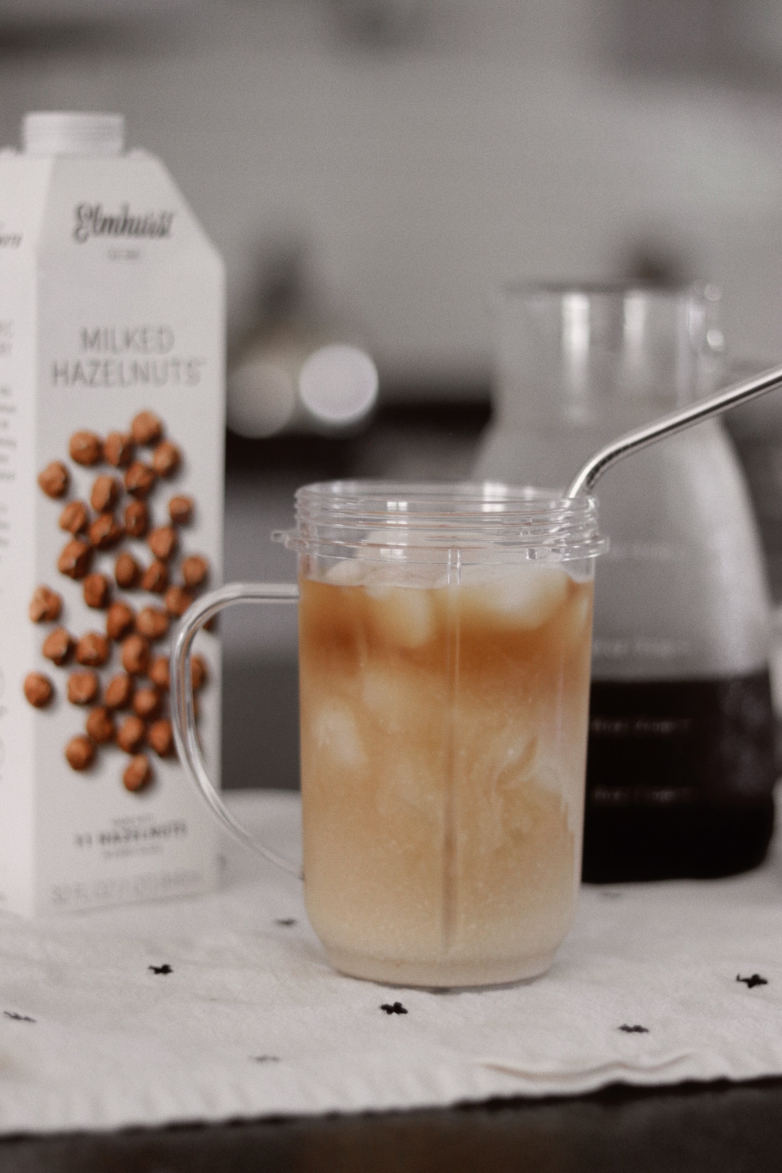 How to make Homemade Cold Brew Coffee {Recipe} - The Schmidty Wife