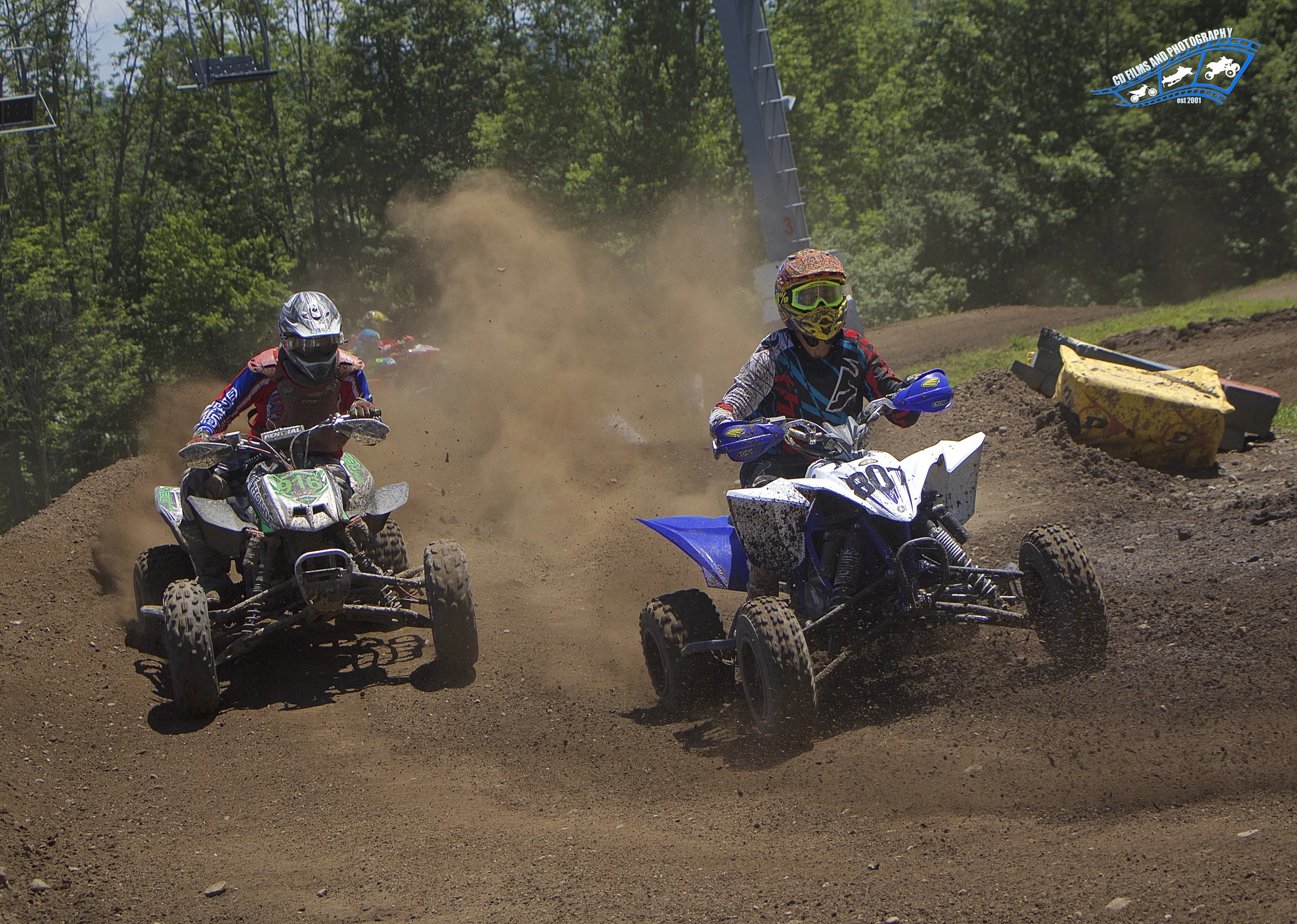 Scott Salls (807) and Billy Shafer (816) in a hard battle for position during last years July 2nd race here at Royal Mountain!