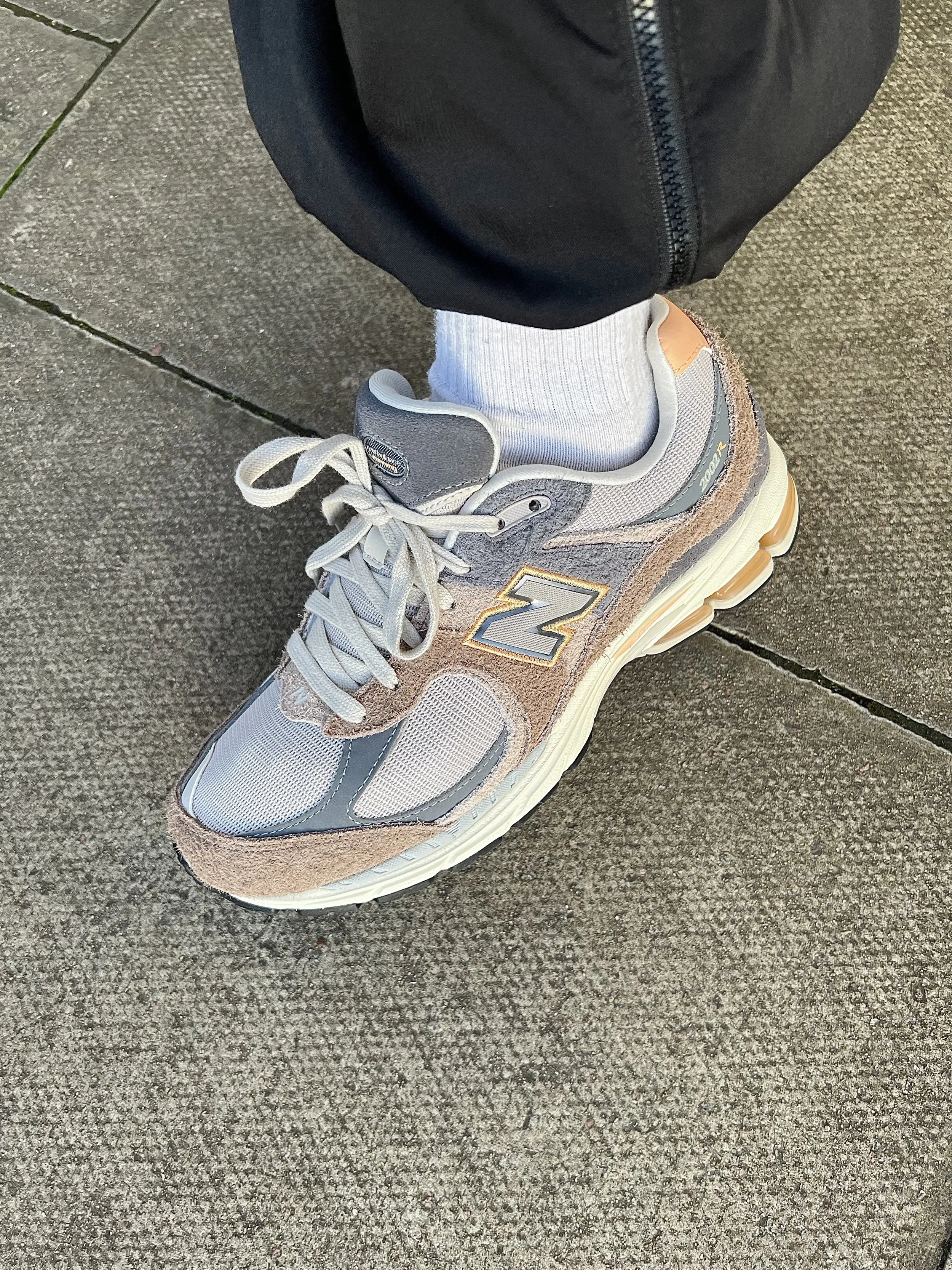 SNEAKER CLOSE UP 1.jpeg