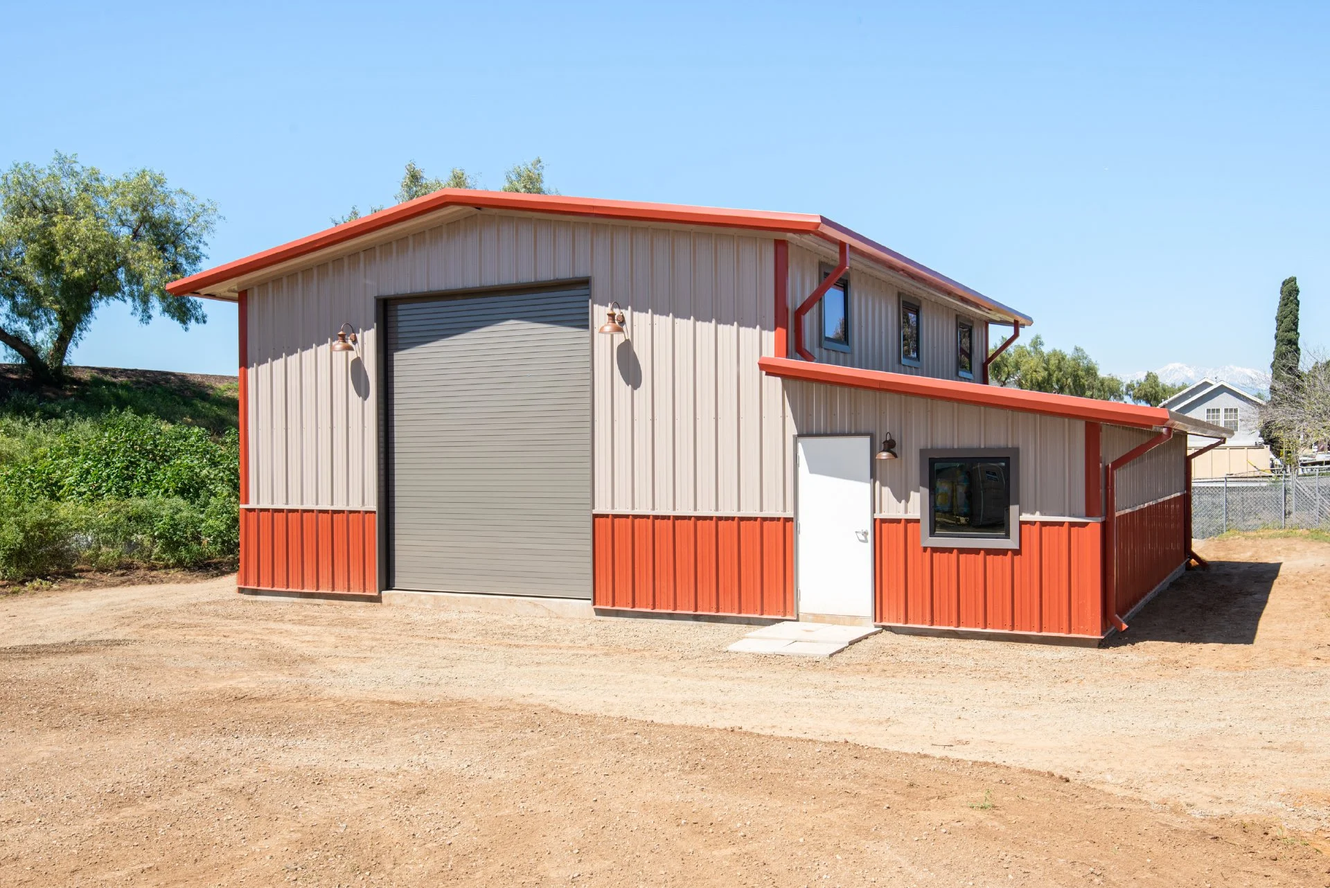 Fire-Resistant Steel Buildings by Metroll