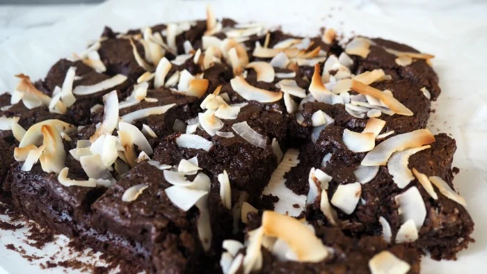 vegan-coconut-brownies-2.jpg