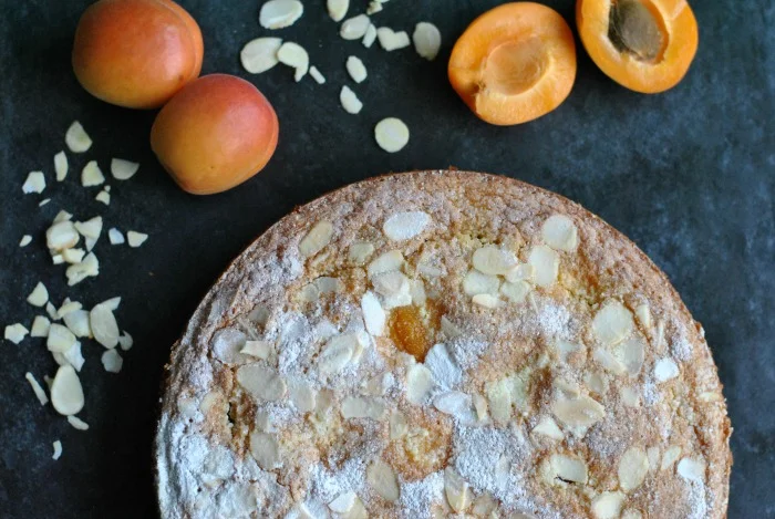 Apricot & Almond Cake // Amy Elizabeth