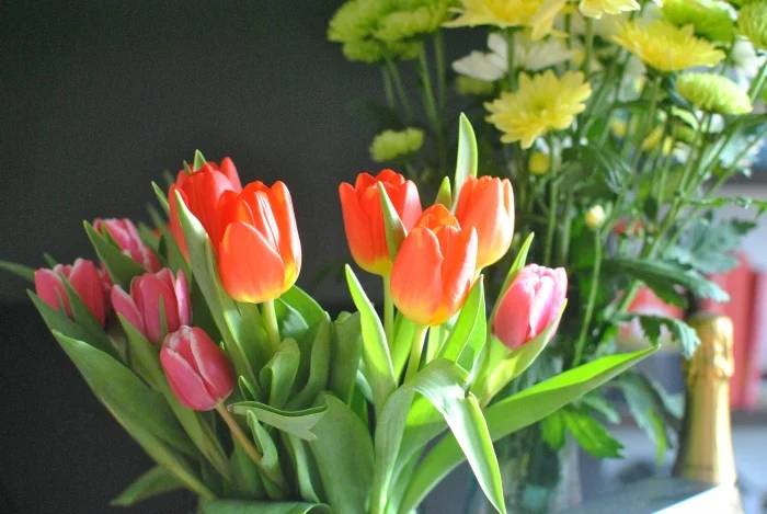 brunch-flowers.jpg