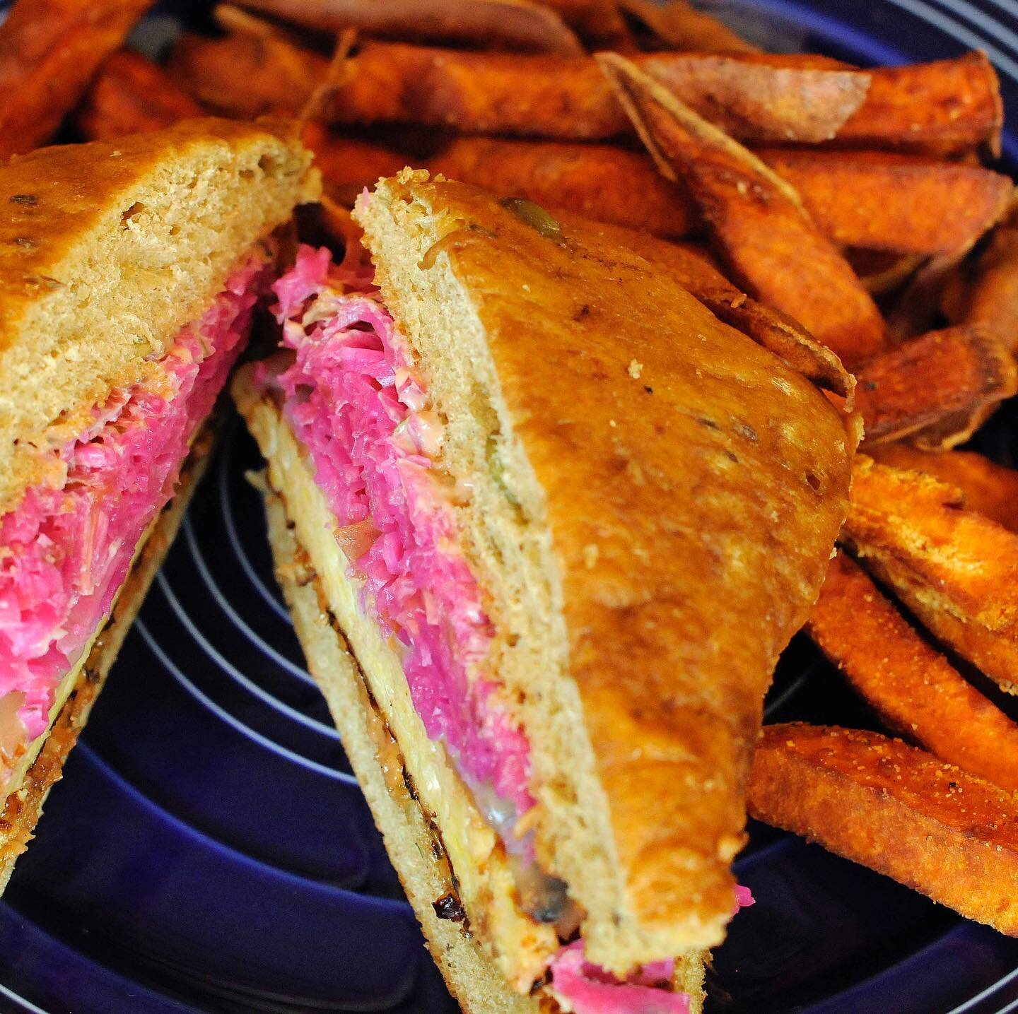 It&rsquo;s World Vegetarian Day! Have you tried our Tempeh Reuben??? #worldvegetarianday #vegetarianfood #828isgreat