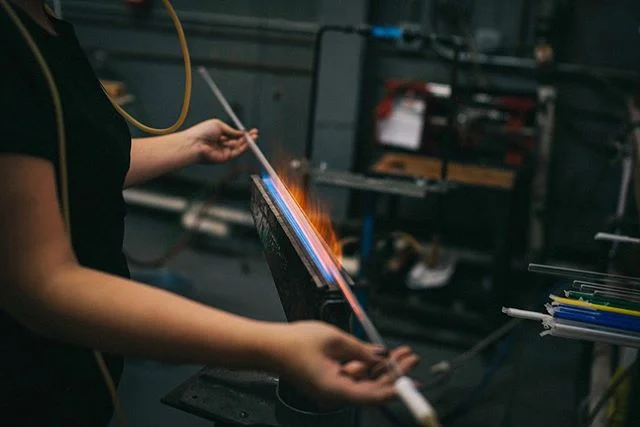 Just flame, glass and a blow hose. This is how all my neon work begins at the shop. 
Here at my other home at @brooklynglass. Thanks to @alfiefriday for this shot. #neon #glass #art #brooklynglass #light #ribbonburner #tbt #throwbackthursday