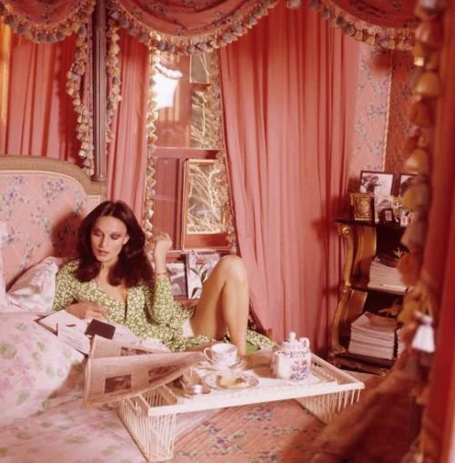 1970BedroomInteriorDesignJostarInteriorsEdmonton.jpeg.9fcc207f.jpg
