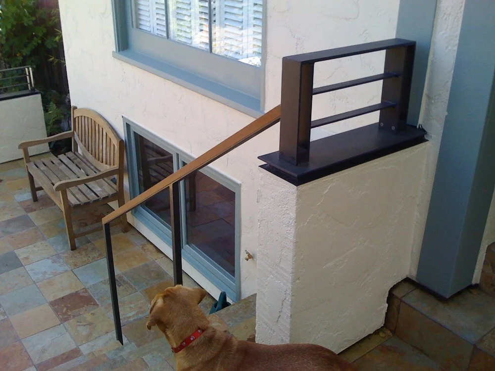 Berkeley-Remodel-Entry-Stair-Handrail.JPG