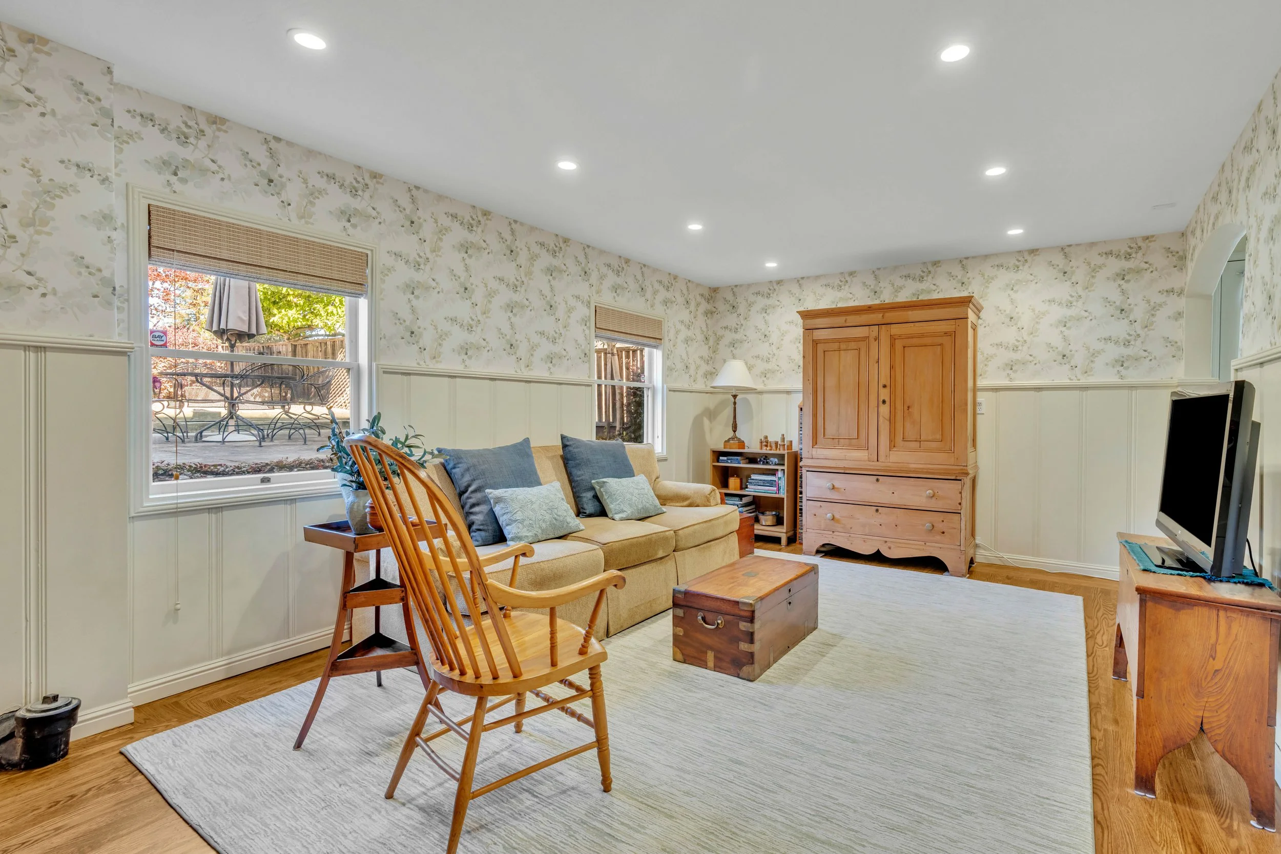 105 Sonia St Oakland 17.JPG