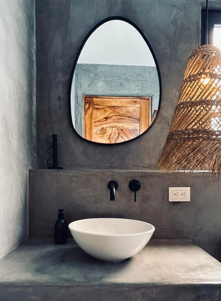 Luna Suite Bathroom Detail.jpg