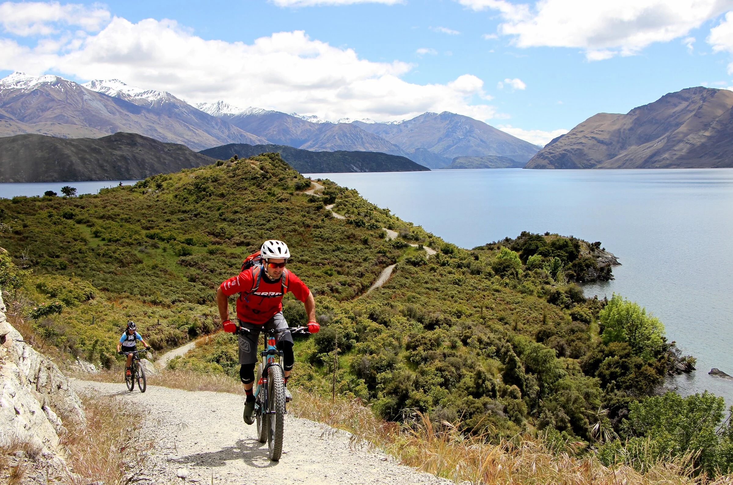 Mountain-biking-Glendhu-Bay-Track-Lake-Wanaka-4-GM-2400x1586.jpg