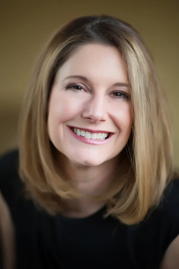 LIsa Serwin photo.jpg