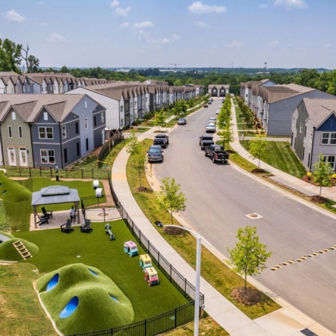 CoStar reports, the global real estate firm Hines has entered the growing build-to-rent (BTR) market by acquiring Blu South, in Pineville, North Carolina, just outside of Charlotte. The partially completed development, when finished will include 551 