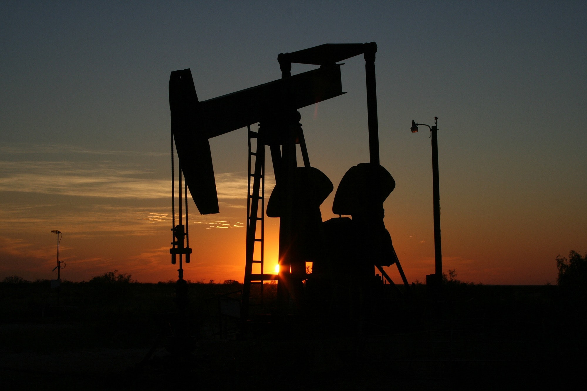 dawn-drill-dusk-70362.jpg