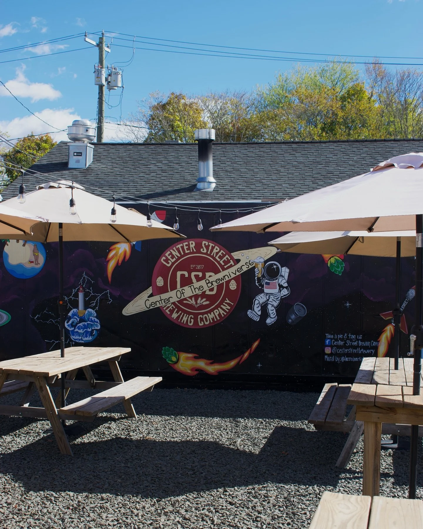 the perfect fall day at the brewery &gt; 🍂🎃🍺

#beer #ctbeer #craftbeer #ctevents