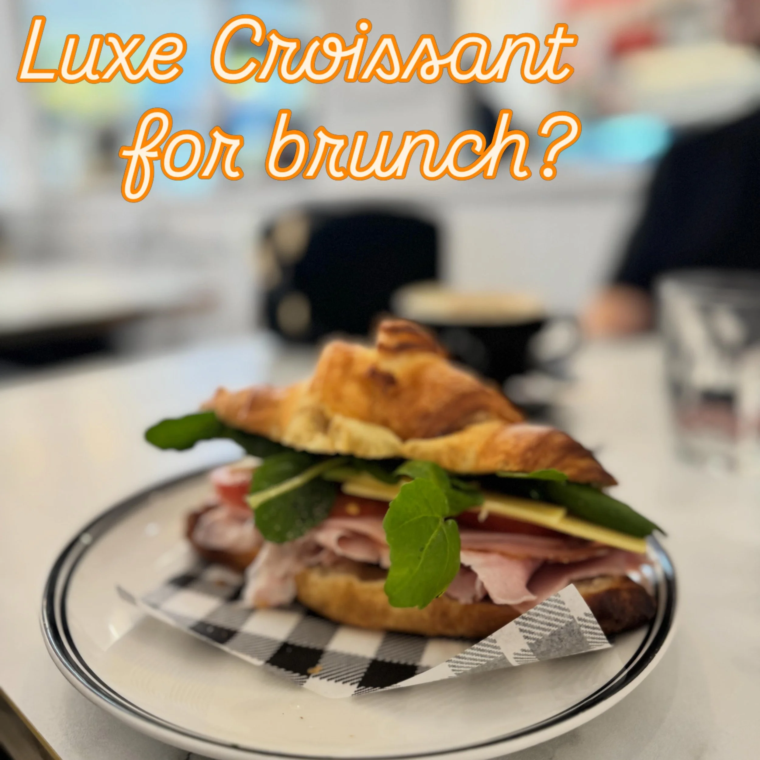 #lorangeonthelawns #croissant #manuka
