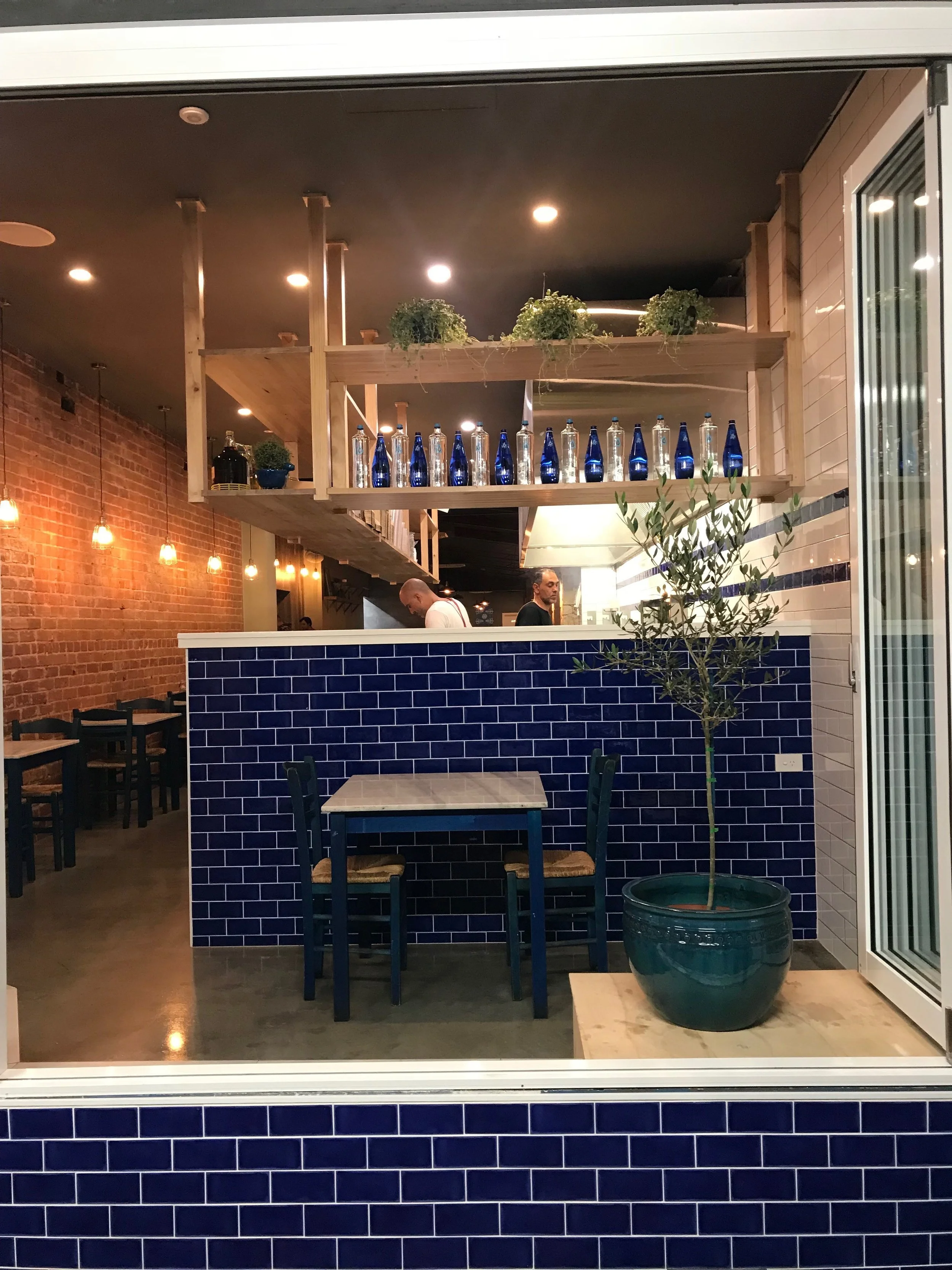 TAVELLA KRAKLE BLUE GLOSS (75x150) (1).jpeg
