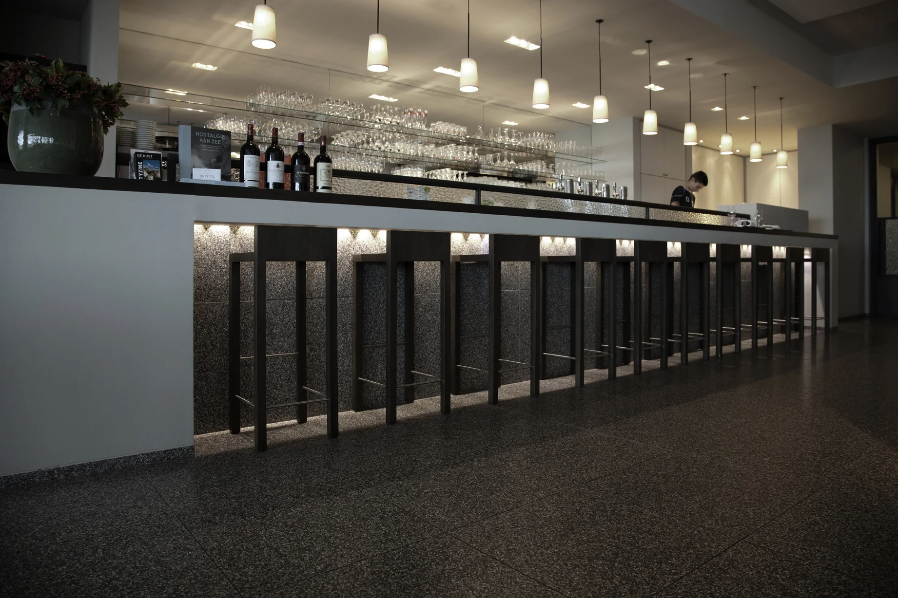 8298 SB171 nero terrazzo.jpg
