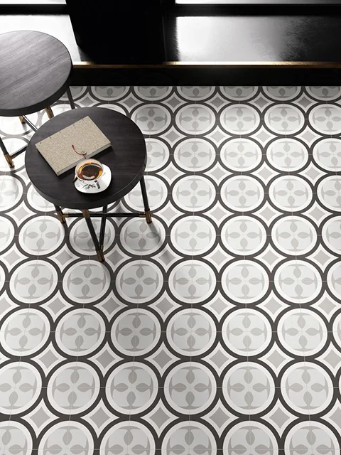 PATCHWORK B&W 01 MATT REC GLZ PCLN (200X200) 3.jpg