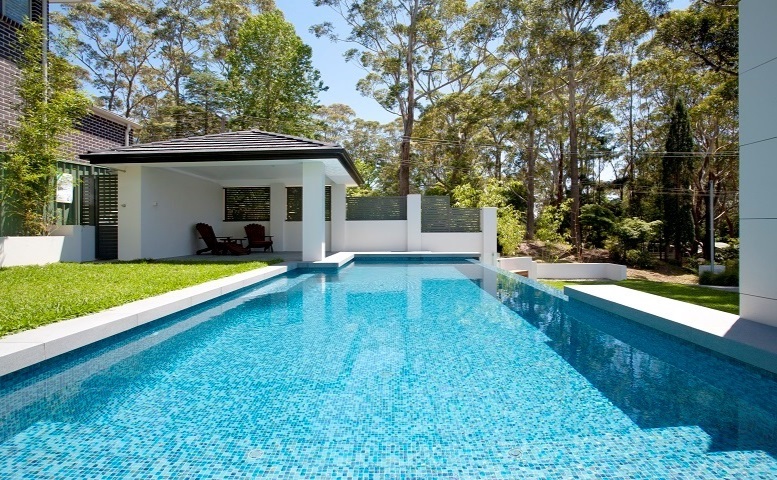 The Top Pool Tile Trends In Adelaide, Are Tiled Pools Better