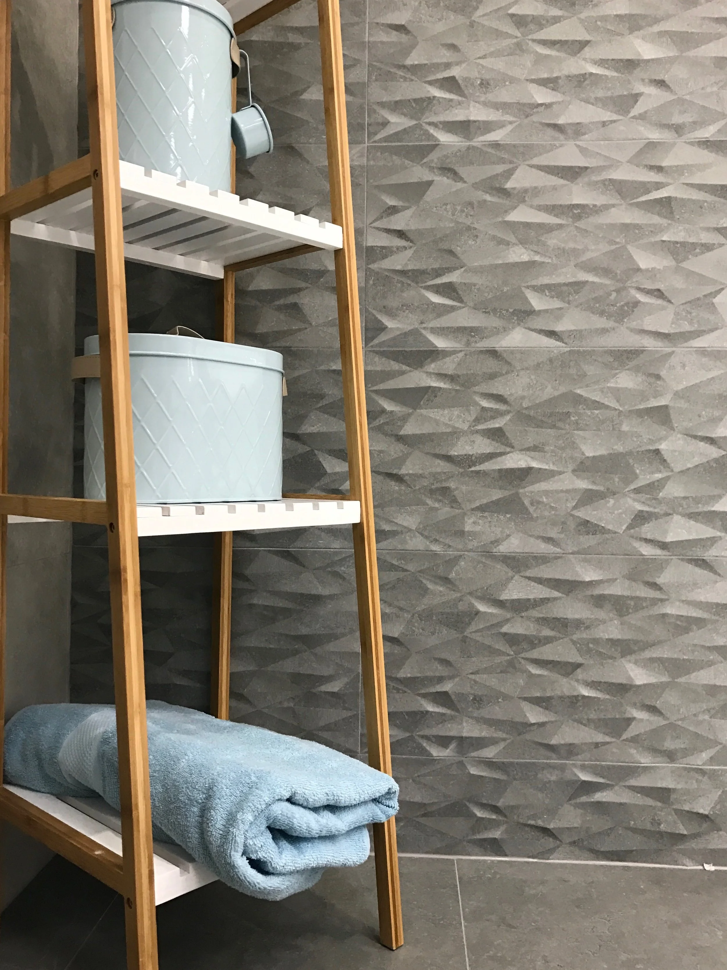 MORE DESIGN GRIGIO MATT REC GLZ PCLN (300x600).jpeg