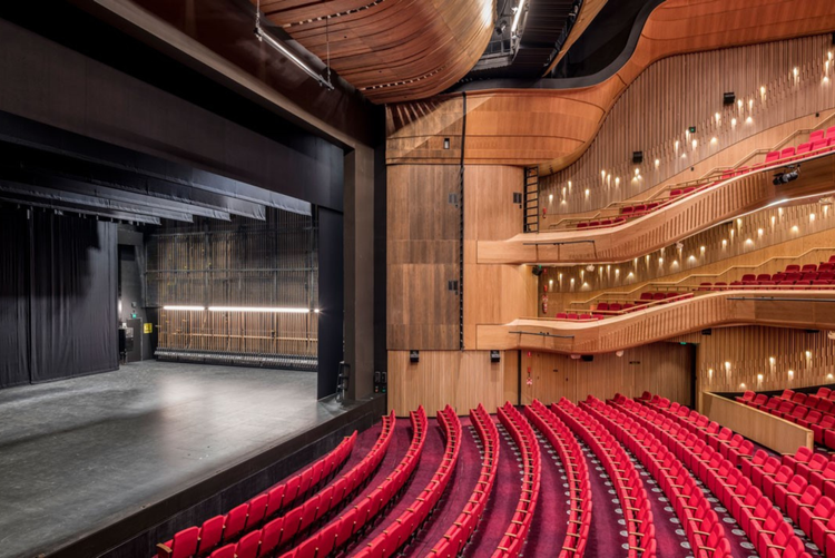 Her Majesty's Theatre | Italia Ceramics