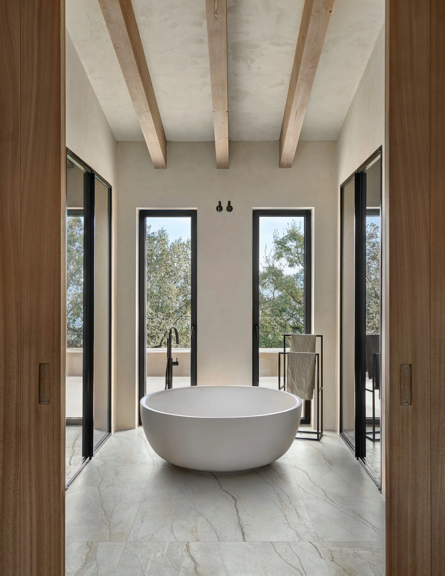 How to Choose the Right Tile Size for Every Room