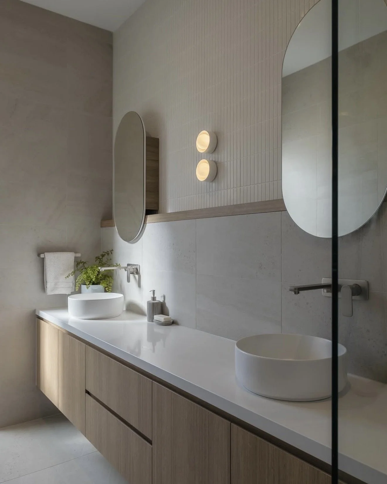 𝗧𝗶𝗺𝗲𝗹𝗲𝘀𝘀 𝗧𝗿𝗮𝗻𝗾𝘂𝗶𝗹𝗶𝘁𝘆!
A serene haven of soft tones and inviting finishes, thoughtfully designed to help you start each day feeling centered, refreshed, and inspired.

Get the Look:
&bull; Garda Bianco Matt 300x600
&bull; YL31000 Wh