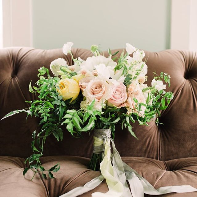 Gearing up for summer wedding season and events! .
.
..
Florals: @craftedstems 📷: @sandbytv .
#monicalynneevents #mleevents #loudounweddings #loudounevents #northernvaevents #northernvaweddings #dmvevents #dmvweddings #weddings #eventplanner #weddin