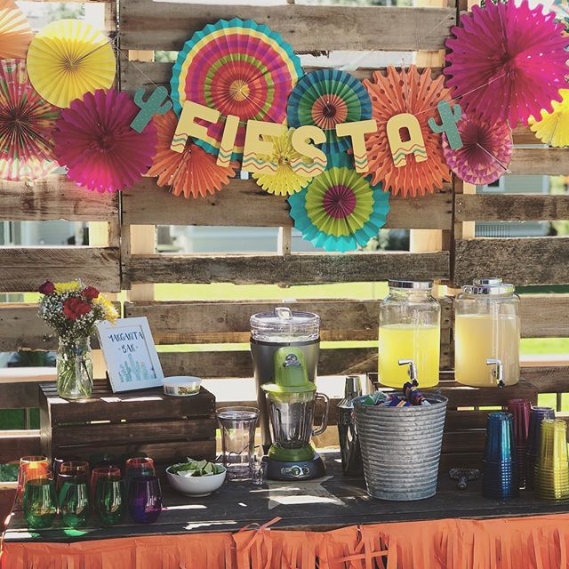 Not time to siesta! It&rsquo;s time to fiesta! Happy Birthday to a sweet little 4 year old! .
.
.
Cake &amp; cookies:  @sweetfromscratch 
Cupcakes &amp; macarons: @amicimullicahill 
Decorations &amp; planning: @monicalynneevents .
#fiestafunfour #fie