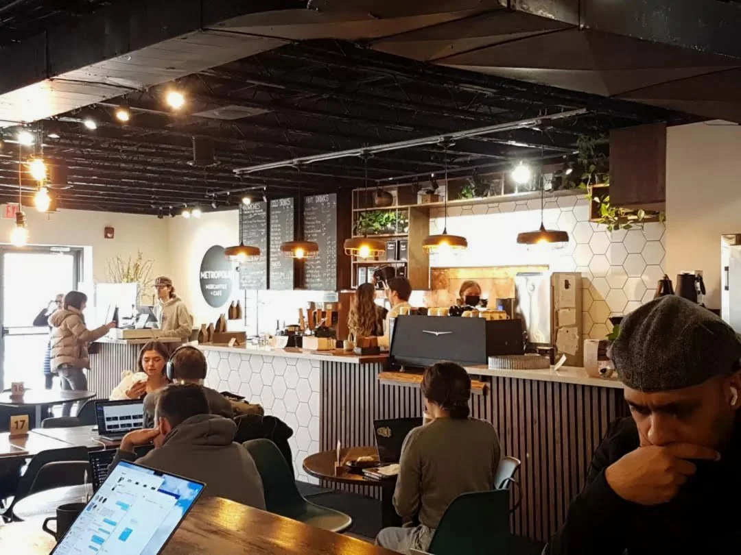 Metropolis Mercantile + Cafe, with the Eagle One Duo by Victoria Arduino.
