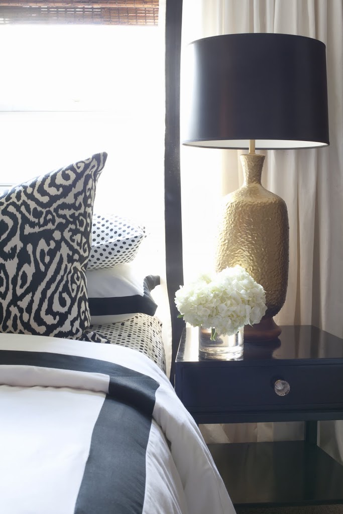 Dayka-Robinson-Bedroom-closeup-R.jpg