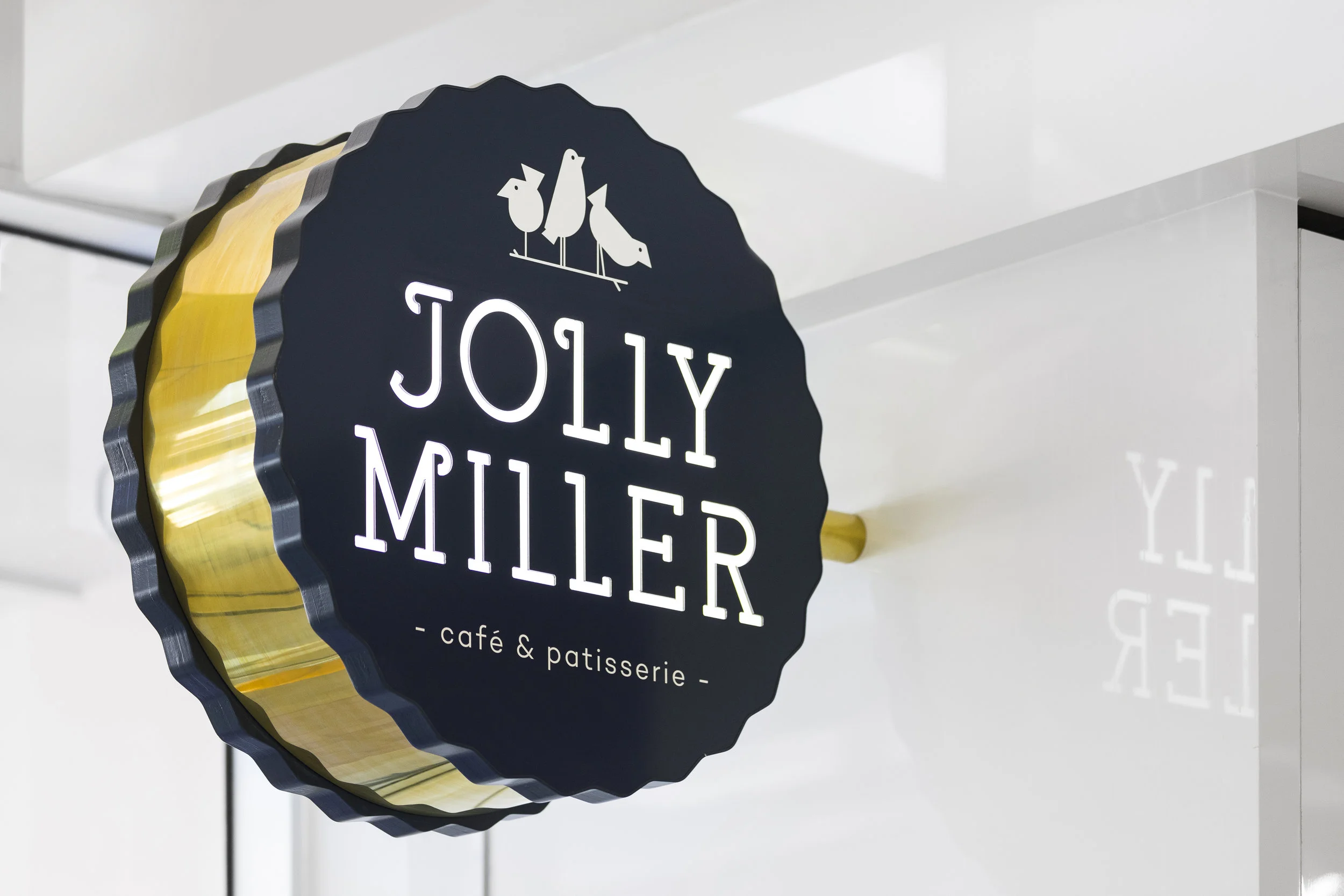 HOT BLACK_JollyMiller_32.jpg