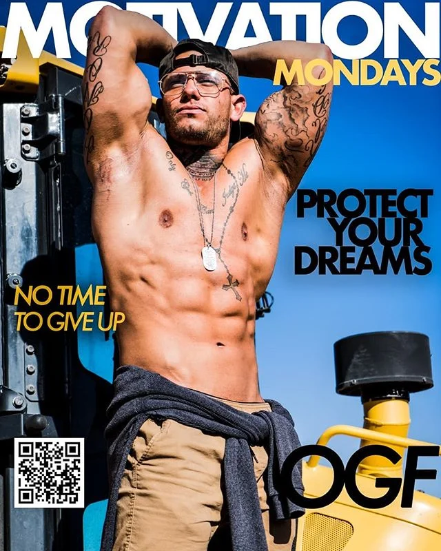 Nothing in the world is ever completely wrong. Even a stopped clock is right twice a day. 📸: @anglegroupprod | 💪: @skyler_peck | 📍: Las Vegas
.
.
.
.
.
.
.
.
.
.
.
#portrait #portraits #portraitphotography #lasvegasphotographer #refined #anglegrou