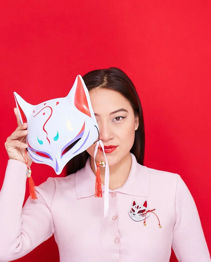 Kitsune-Mask-Brooch-Take-Away-Asia-Edition-collection-la-vidriola-Product_800x.jpg