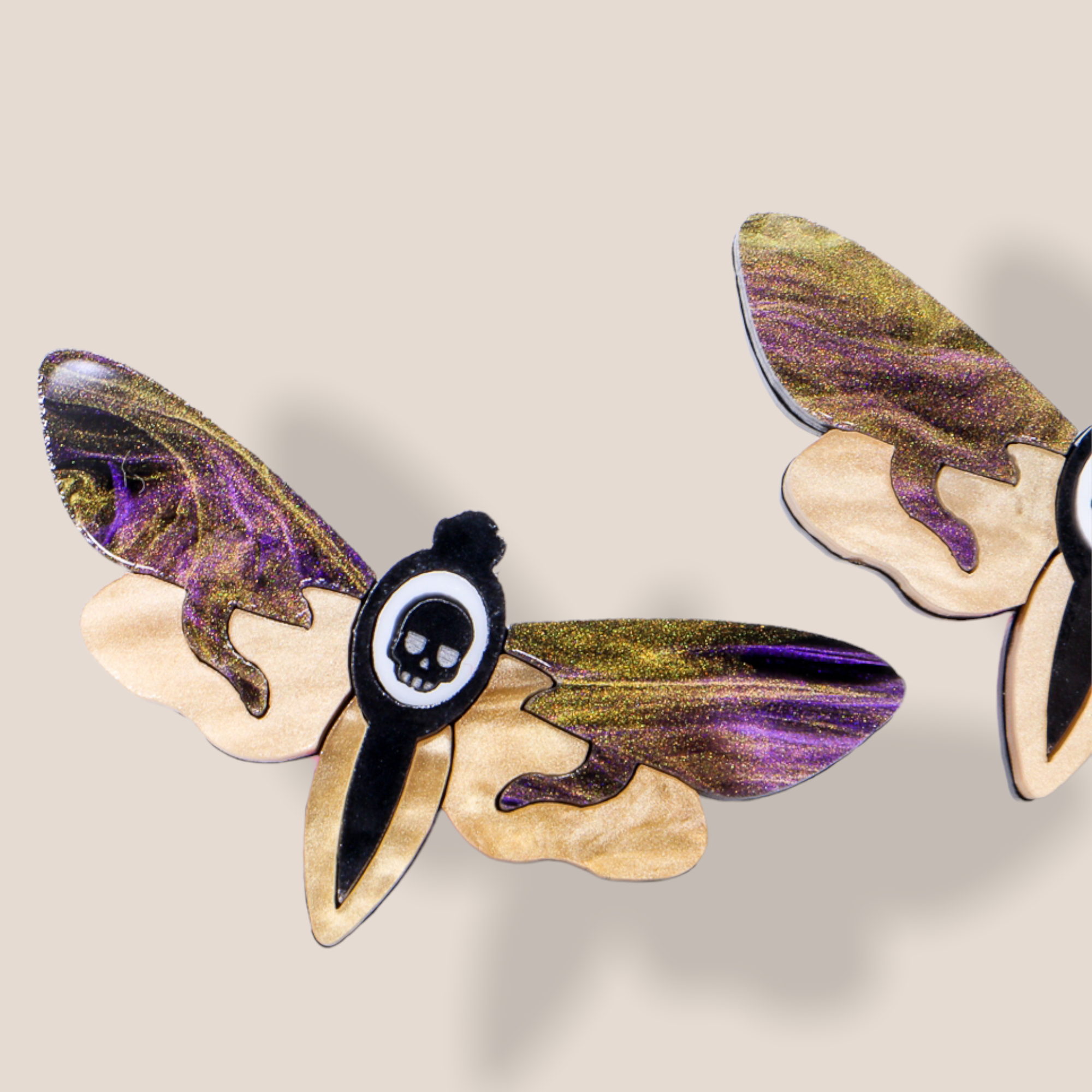 Danilova Jewellery, Deer Arrow, Acrylic Plastic Brooch4.PNG