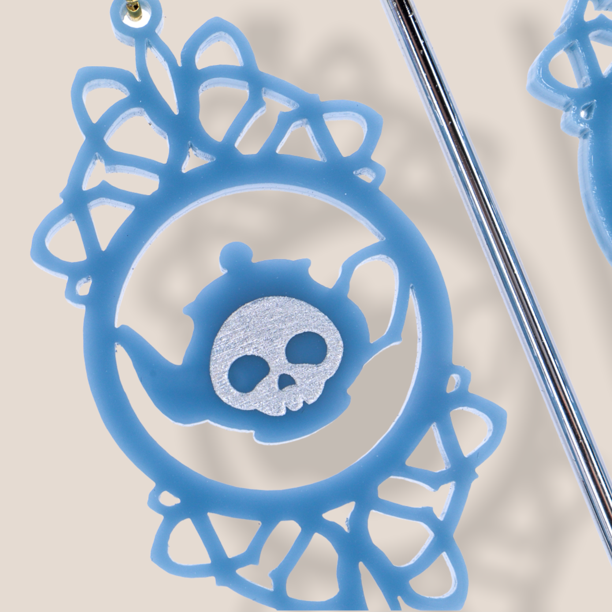 Danilova Jewellery, Fractured Lace, Acrylic Plastic Brooch4.PNG