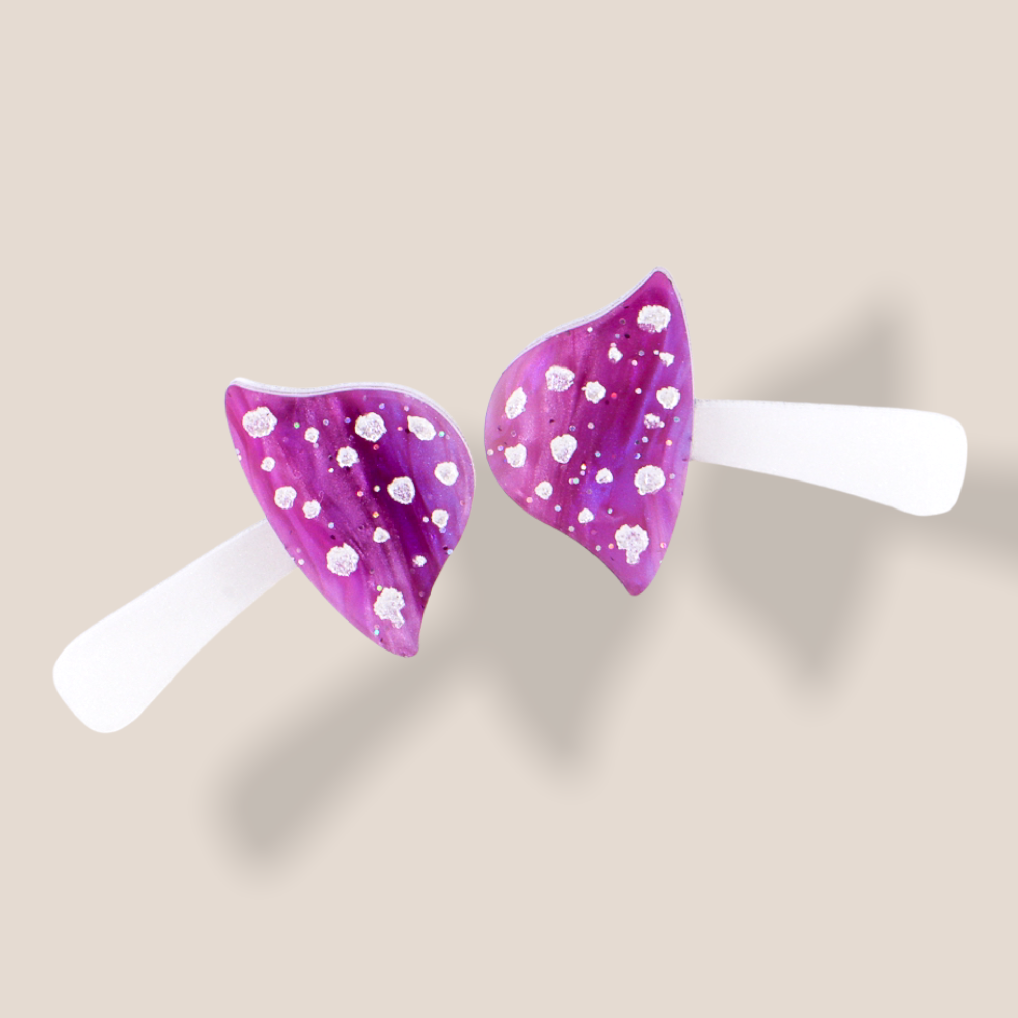 Danilova Jewellery, Fractured Lace, Acrylic Plastic Brooch4.PNG