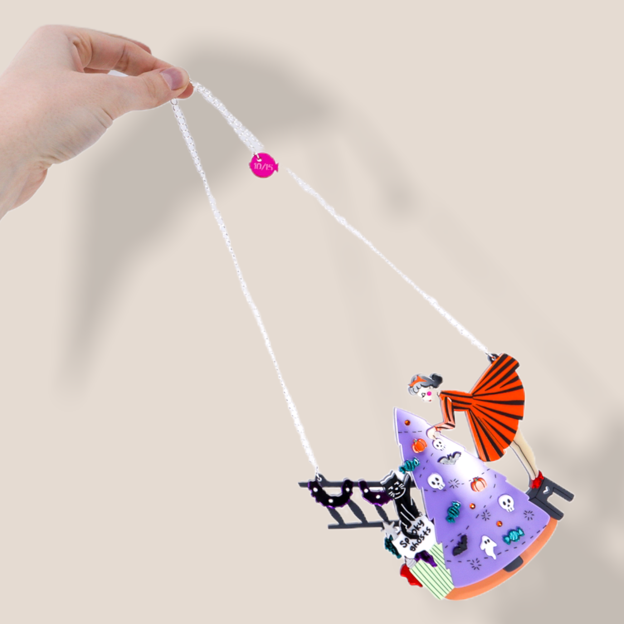Danilova Jewellery, La Vidriola, Acrylic Plastic Brooches and Necklaces88.PNG