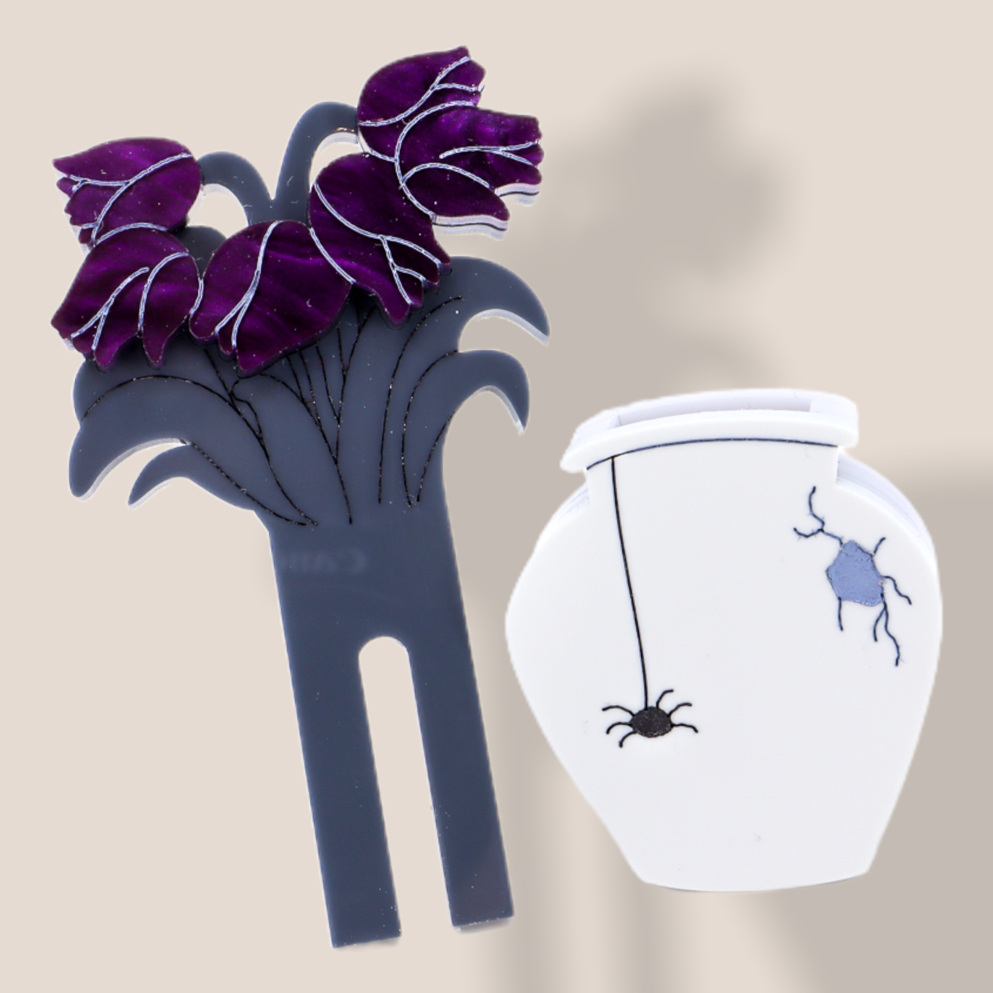 Danilova Jewellery, La Vidriola, Acrylic Plastic Brooches and Necklaces166.PNG