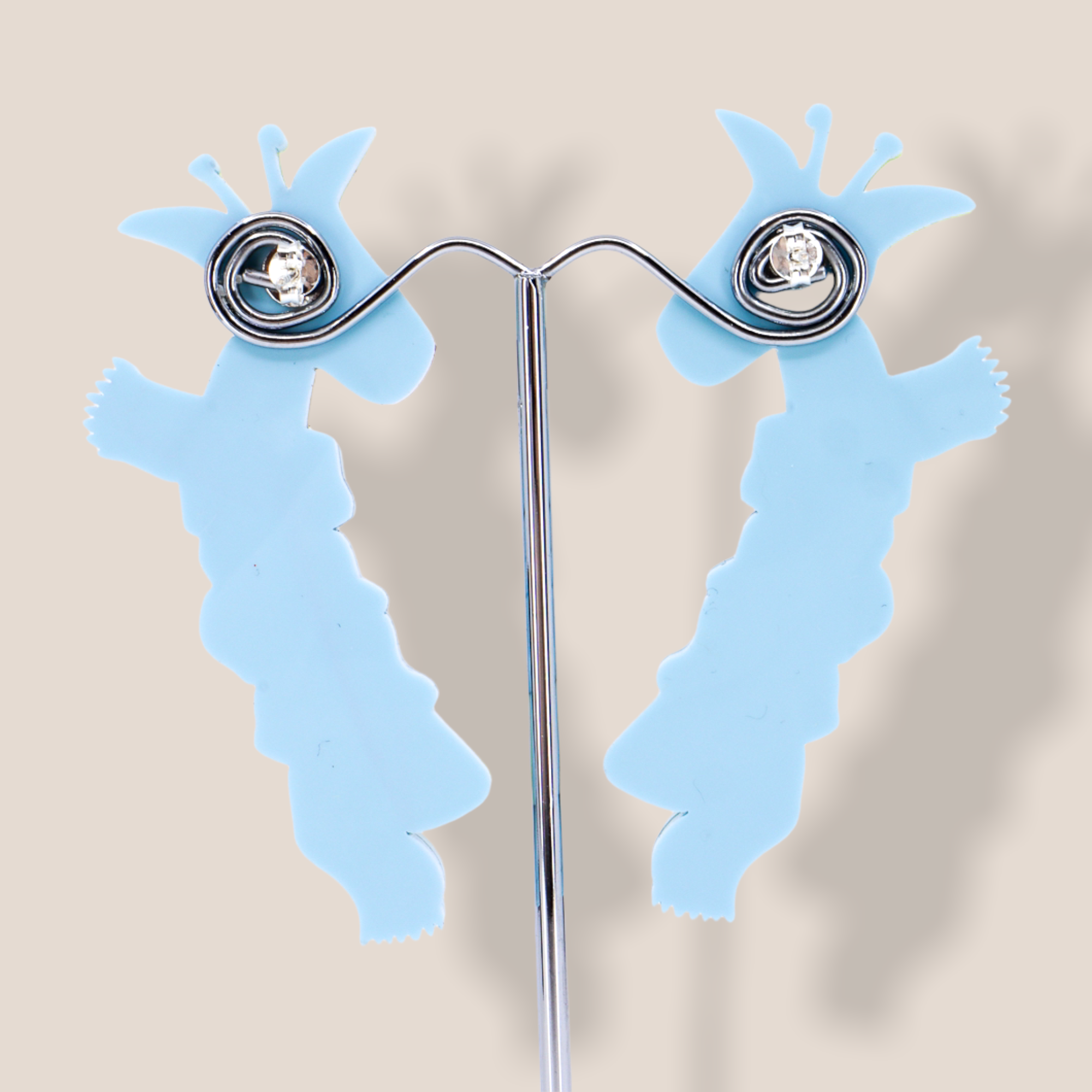 Danilova Jewellery, La Vidriola, Acrylic Plastic Brooches and Necklaces343.PNG